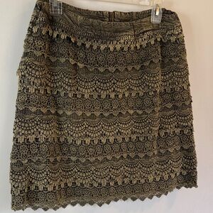 The Pyramid Collection Olive Crochet Mini Skirt Sz 14